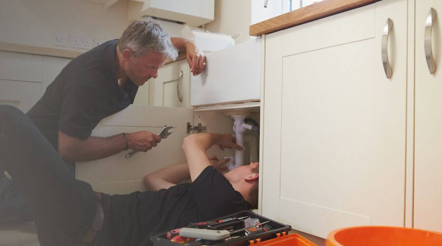 Professional burst pipe repair services in Mackinaw, IL